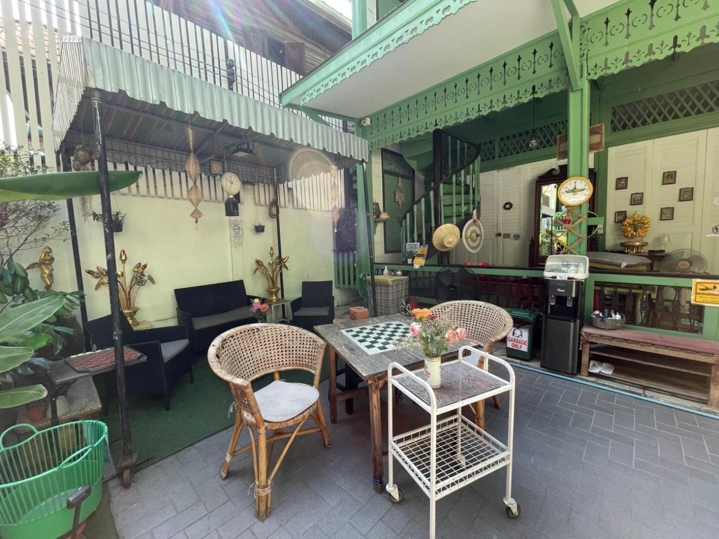 Green Teak House Bangkok Dış mekan fotoğraf