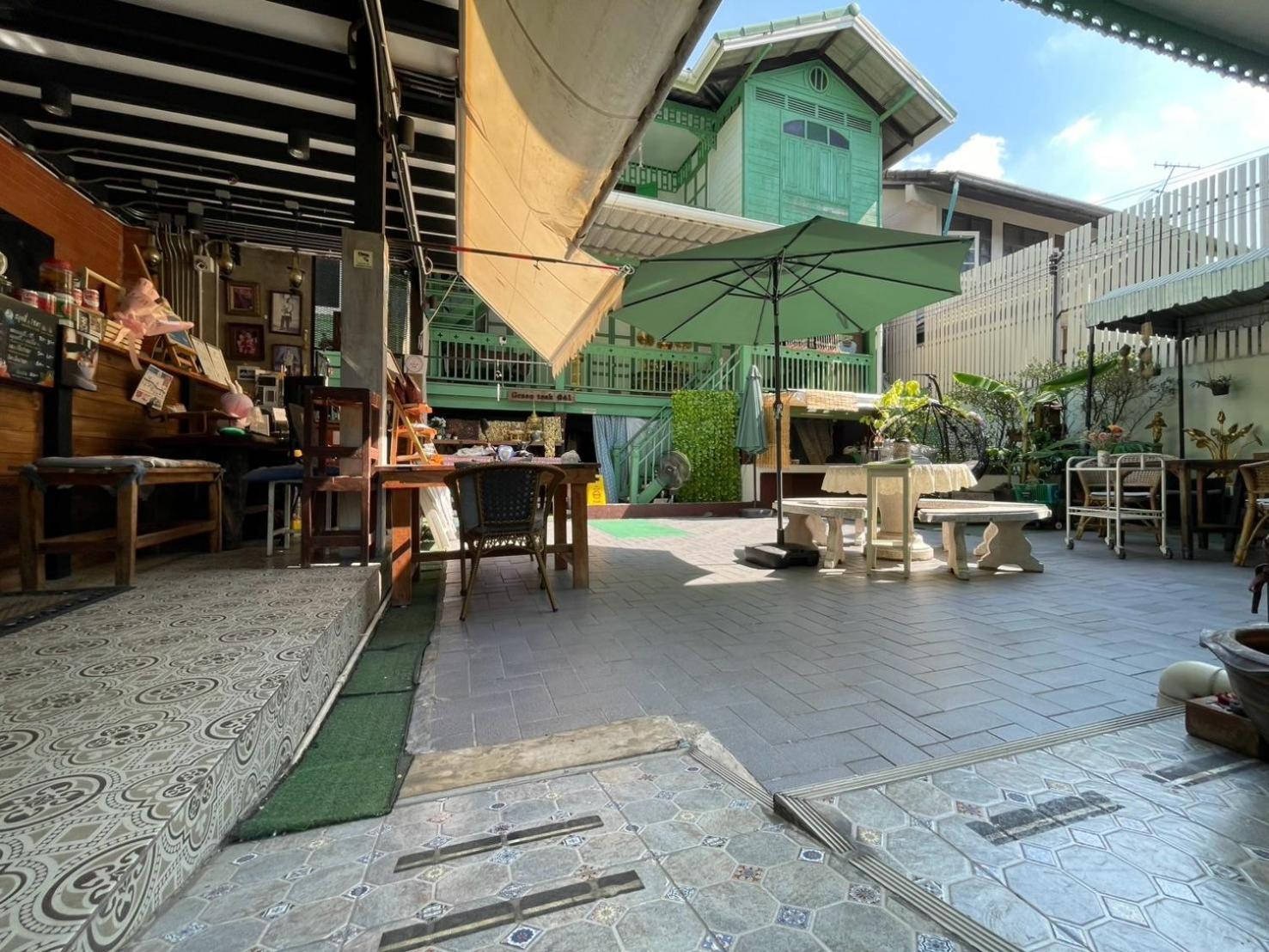 Green Teak House Bangkok Dış mekan fotoğraf