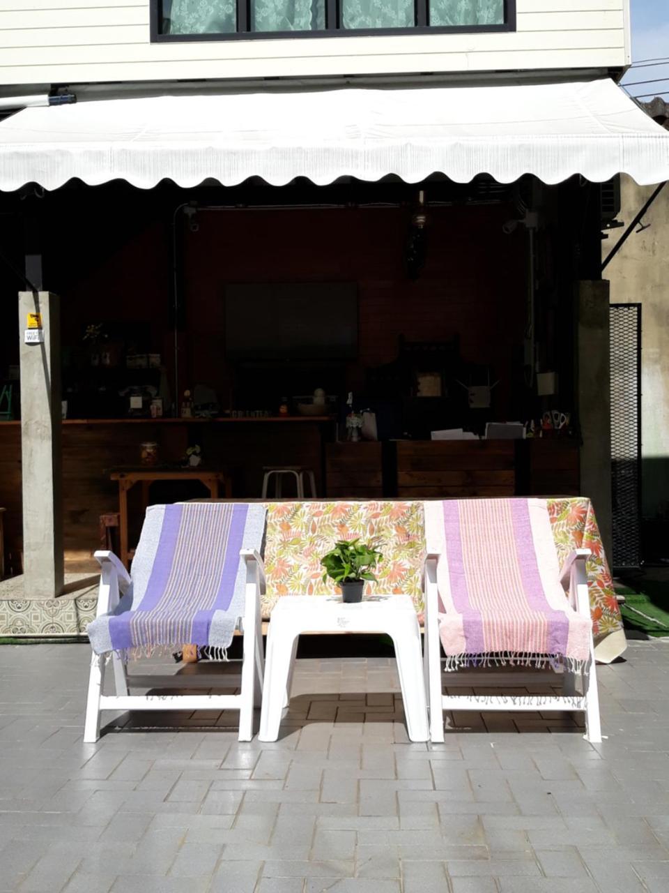 Green Teak House Bangkok Dış mekan fotoğraf